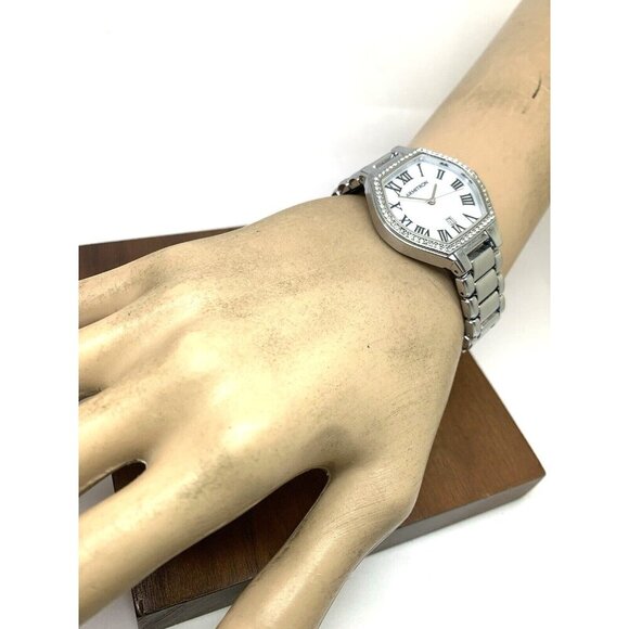 Armitron Women's Watch 75/5907V Quartz Mother of Pearl Dial Steel Tank 30mm - Picture 4 of 13